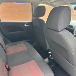 2007 Ford Fiesta 1.4 Zetec 5-door Hatchback Petrol Manual - Image 7