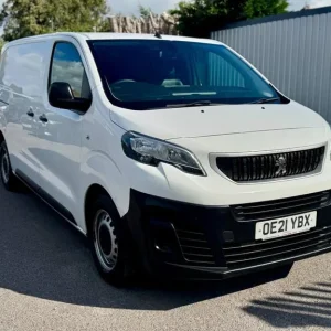 2021 Peugeot Expert 2.0 BlueHDi Panel Van - Image 2
