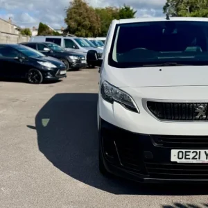 2021 Peugeot Expert 2.0 BlueHDi Panel Van - Image 3