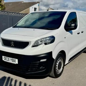 2021 Peugeot Expert 2.0 BlueHDi Panel Van - Image 4