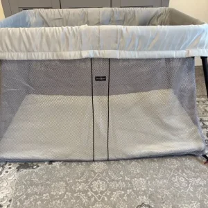 BabyBjorn Travel Cot and Sheets - Image 2