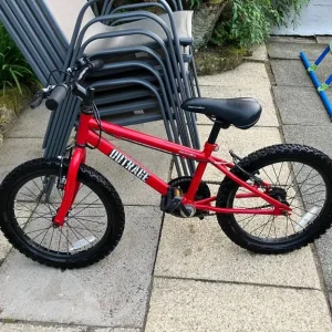 Apollo Outrage 18” kids bike - Image 3
