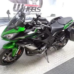 2022 Kawasaki Ninja 1000SX Performance Tourer - Image 4
