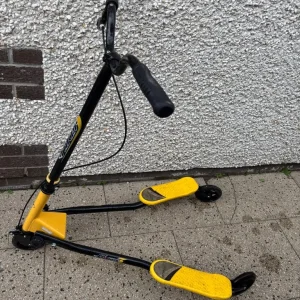 Large Flicker scooter