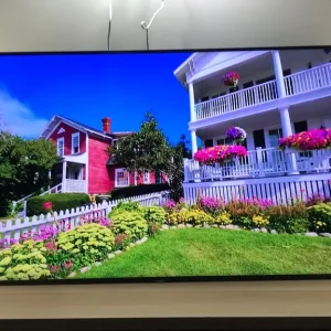 Samsung 55 inch QLED 4K Smart TV with Alexa and Bixby