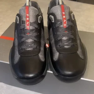 Prada Trainers UK 6 fit UK 7/8 - Image 5