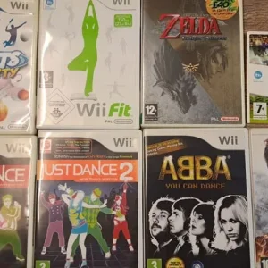 Nintendo Wii games console and games bundle - Image 2