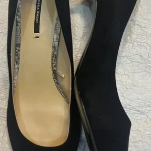 Zara short heel shoe - Image 2