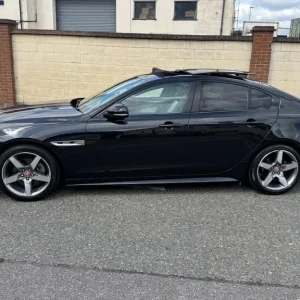 2017 Jaguar XE 2.0d R-Sport 4-door Automatic Diesel - Image 4