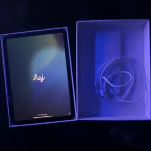 iPad (in box with pink case) - Image 2