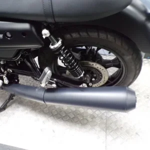 2022 MOTO GUZZI STONE LOW MILEAGE - Image 7