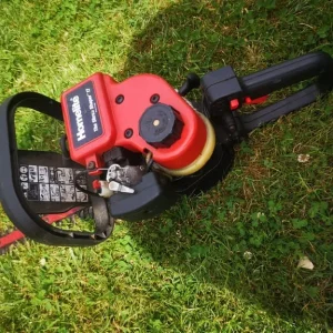 Hedge Trimmer - Homelite Shrub Shaper 17 inch - Image 6