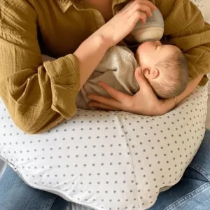 Baby sleeping lounger and nursing pillow - Image 4