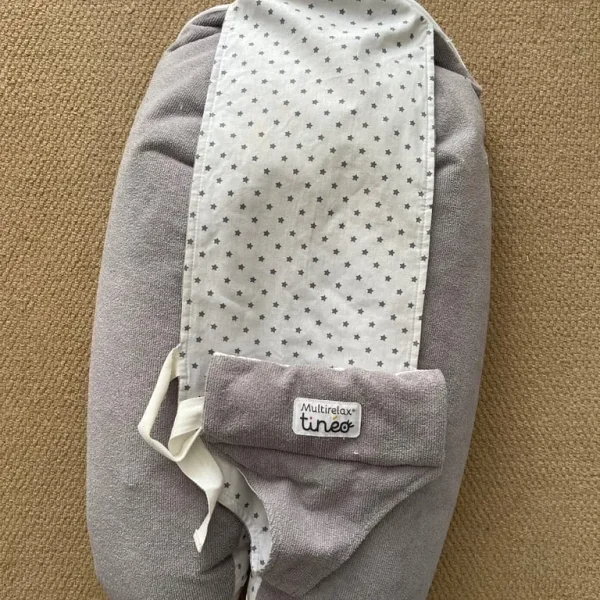 Baby sleeping lounger and nursing pillow