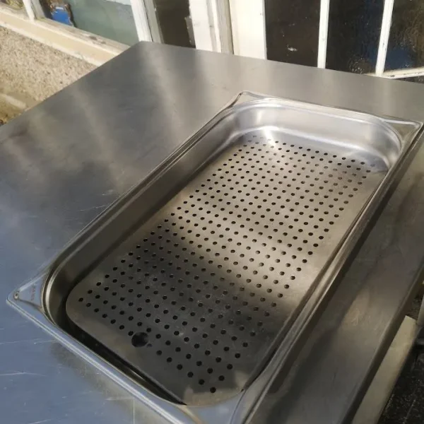 Stainless steel Gastronorm 1/1 drip tray