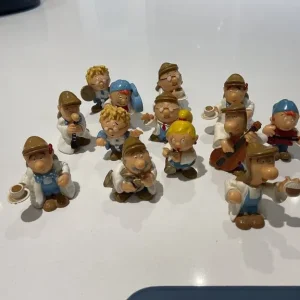 Tetley tea bag figures