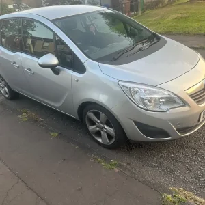 Vauxhall Meriva MPV 2012 manual 1398cc 5-door - Image 3
