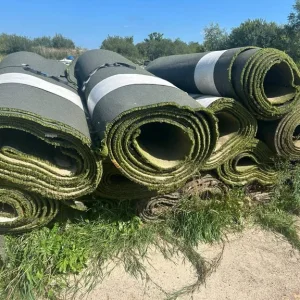 Large rolls astro turf - Image 3