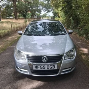 2009 Volkswagen EOS 1.4 TSI SE 2dr Convertible - Image 2