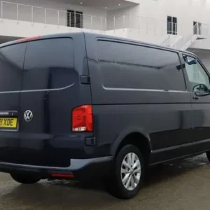 2021 Volkswagen Transporter T28 HighLine TDI SWB Panel Van - Image 5