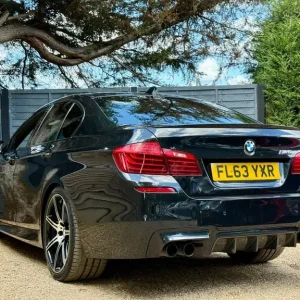 2014 BMW M5 Competition Pack 4-door Saloon - Image 4
