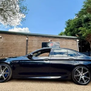 2014 BMW M5 Competition Pack 4-door Saloon - Image 5