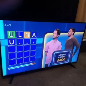 Samsung LED TV UE43RU7100 4K UHD Smart WiFi HDR - Image 2