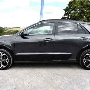 2025 Kia Niro 127 Hybrid Estate - Image 5