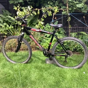 Specialized Hardrock 19 inch bike - Image 4
