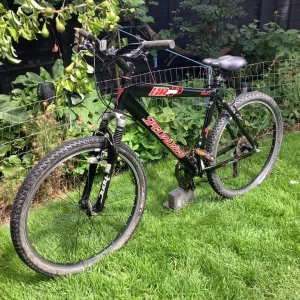 Specialized Hardrock 19 inch bike - Image 6