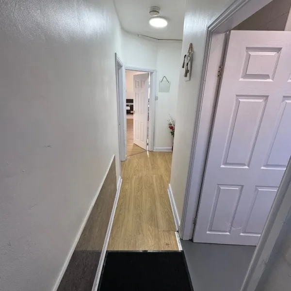 2 bed downstairs flat