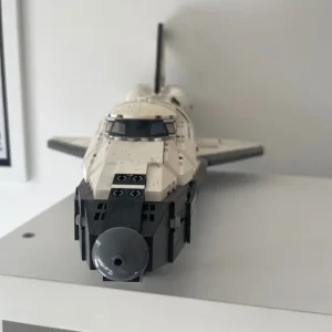 Lego space shuttle 10283 - Image 2