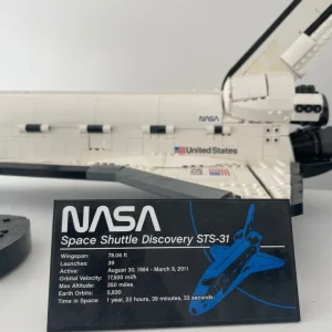 Lego space shuttle 10283 - Image 6