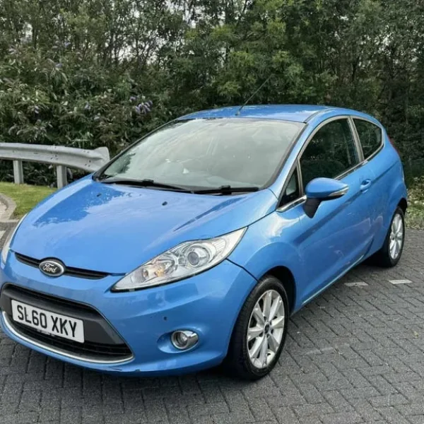 Ford Fiesta 2010 3-door manual hatchback