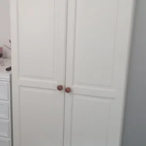 White wardrobe with hanging rail - Image 2