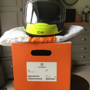 Schuberth C4 crash helmet - Image 3
