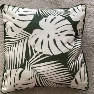 Four Square Green Leaf Cushions - Two Designs - Excellent Condition - Image 3