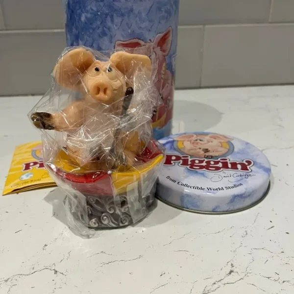 8 Piggin ornaments and bn t shirt