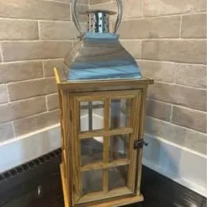 Wooden Lantern approx 22 in Tall O/A - Image 3