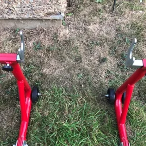 Universal rear standard fork motorcycle wheel stand - Image 4
