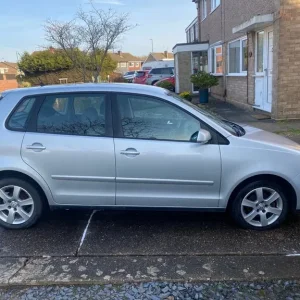 Volkswagen Polo Hatchback 2008 Manual 1.2L 5-door - Image 5