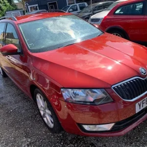 2014 Skoda Octavia 2.0 TDI CR Elegance 4x4 5dr Estate Diesel Manual - Image 3