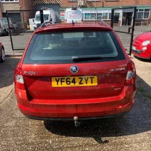2014 Skoda Octavia 2.0 TDI CR Elegance 4x4 5dr Estate Diesel Manual - Image 5