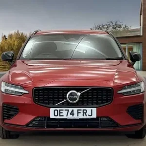 2024 Volvo V60 2.0 T6 PHEV Plus Dark Estate - Image 8