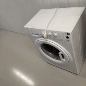 Hotpoint 5kg slimline washing machine - Image 2