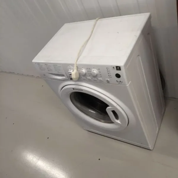 Hotpoint 5kg slimline washing machine