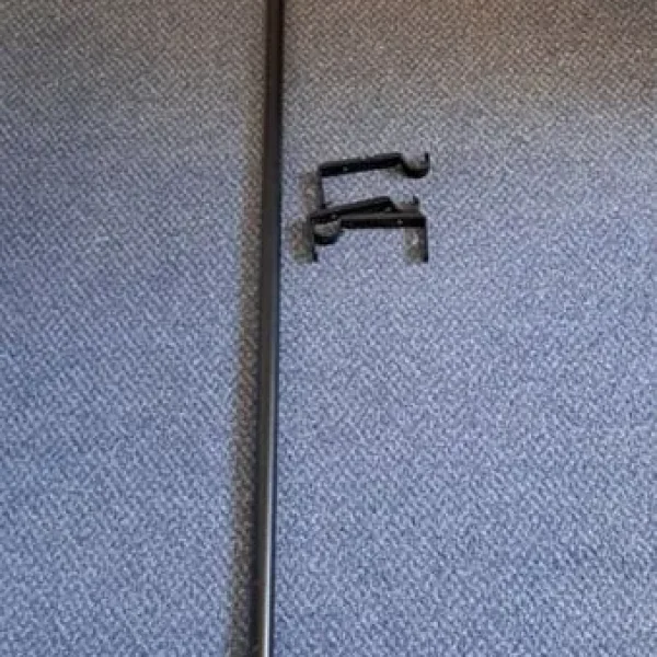 CURTAIN POLE