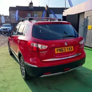 Suzuki SX4 1.6 SZ5 5-door Petrol Manual with Sat Nav, Leather Seats and Heated Seats - Image 6