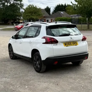 2016 Peugeot 2008 1.2 PureTech Active 5-door hatchback - Image 3