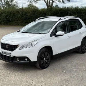 2016 Peugeot 2008 1.2 PureTech Active 5-door hatchback - Image 4
